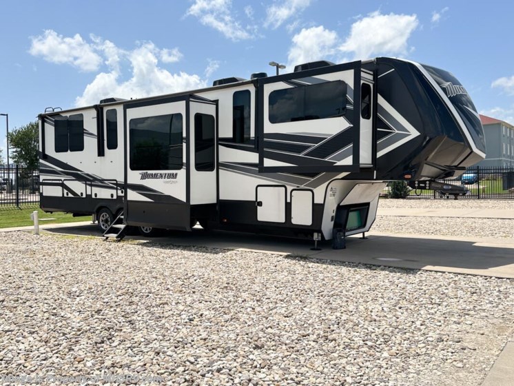 Email now about this 2021 Grand Design Momentum 376THS! Used 2021 Grand Design Momentum 376THS available in Alvarado, Texas