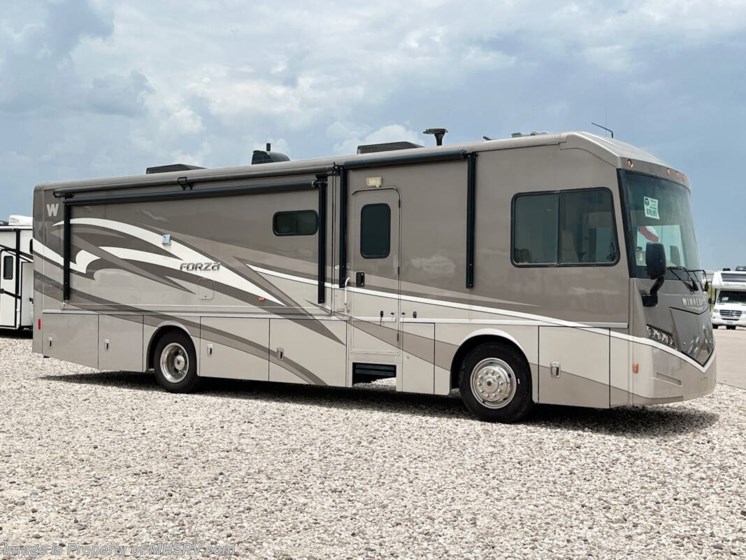 Email now about this 2014 Winnebago Forza 34T! Used 2014 Winnebago Forza 34T available in Alvarado, Texas
