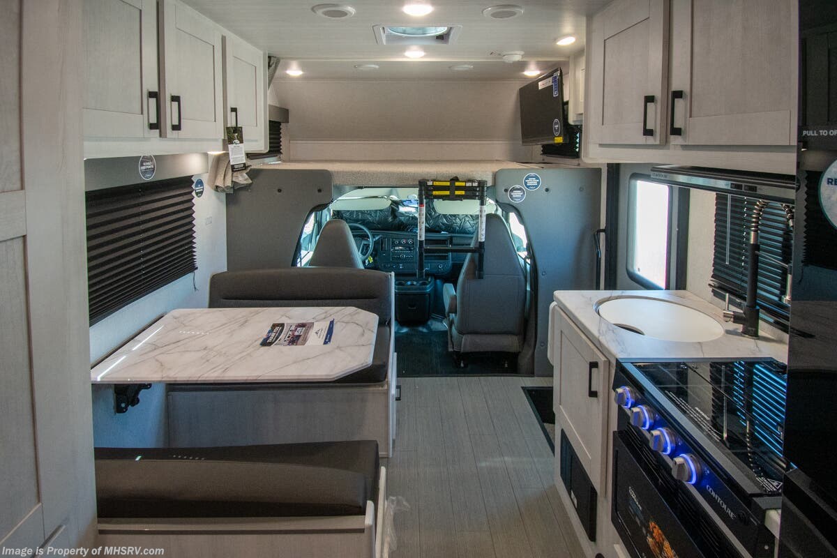 Call now about this 2026 East to West Entrada 210NS! 2026 East to West Entrada 210NS - New Class C For Sale by Motor Home Specialist in Alvarado, Texas