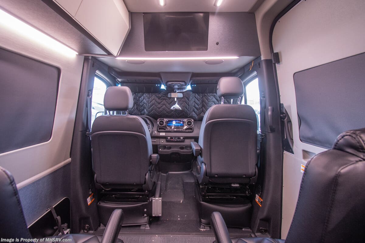 Contact us now about this 2025 Entegra Coach Insignia 24B! 2025 Insignia 24B by Entegra Coach from Motor Home Specialist in Alvarado, Texas