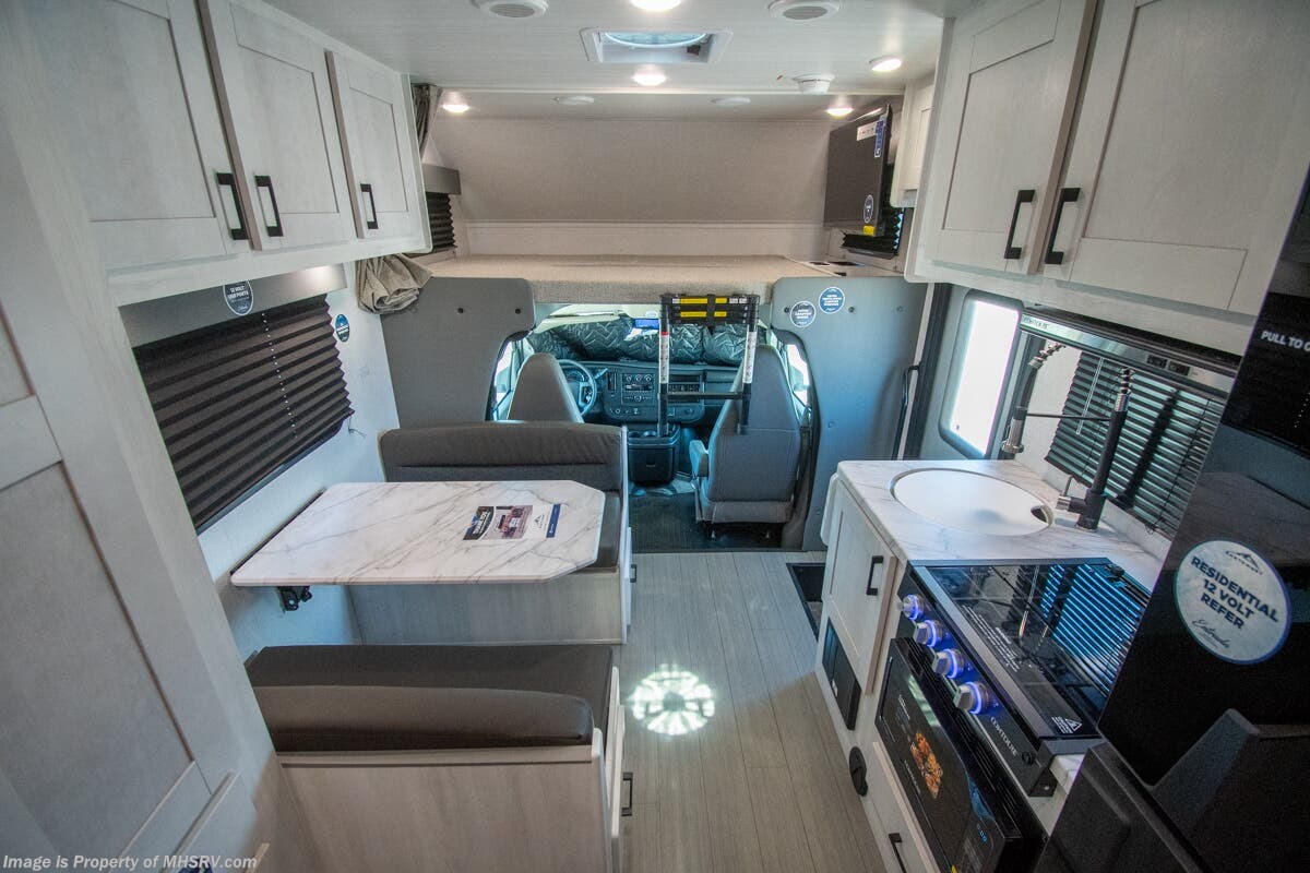 Call now about this 2026 East to West Entrada 210NS! 2026 East to West Entrada 210NS - New Class C For Sale by Motor Home Specialist in Alvarado, Texas