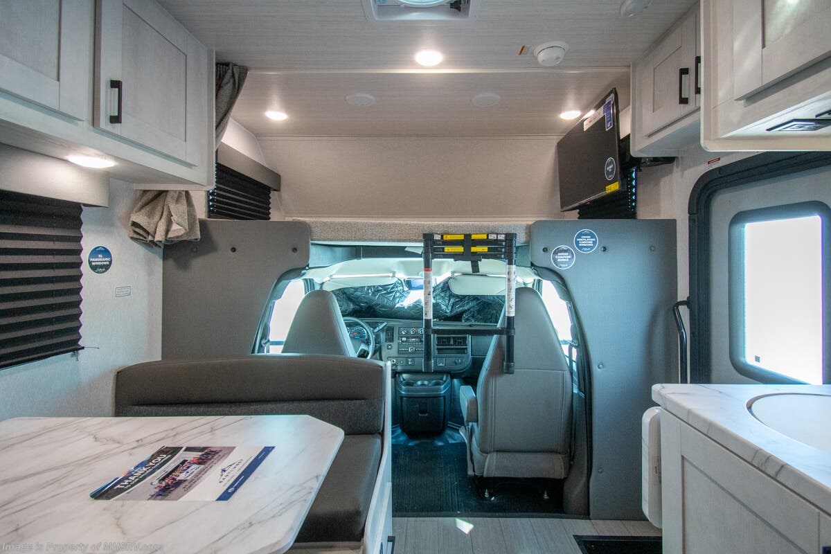 Contact us now about this 2026 East to West Entrada 210NS! 2026 Entrada 210NS by East to West from Motor Home Specialist in Alvarado, Texas