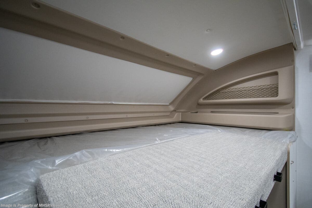 New 2026 Entegra Coach Accolade XT 35L available in Alvarado, Texas