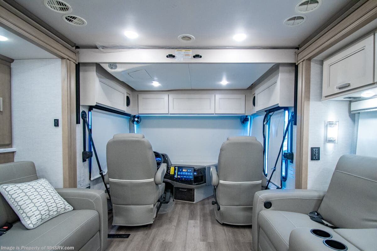 Contact us now about this 2026 Thor Motor Coach Riviera 38RB! 2026 Riviera 38RB by Thor Motor Coach from Motor Home Specialist in Alvarado, Texas