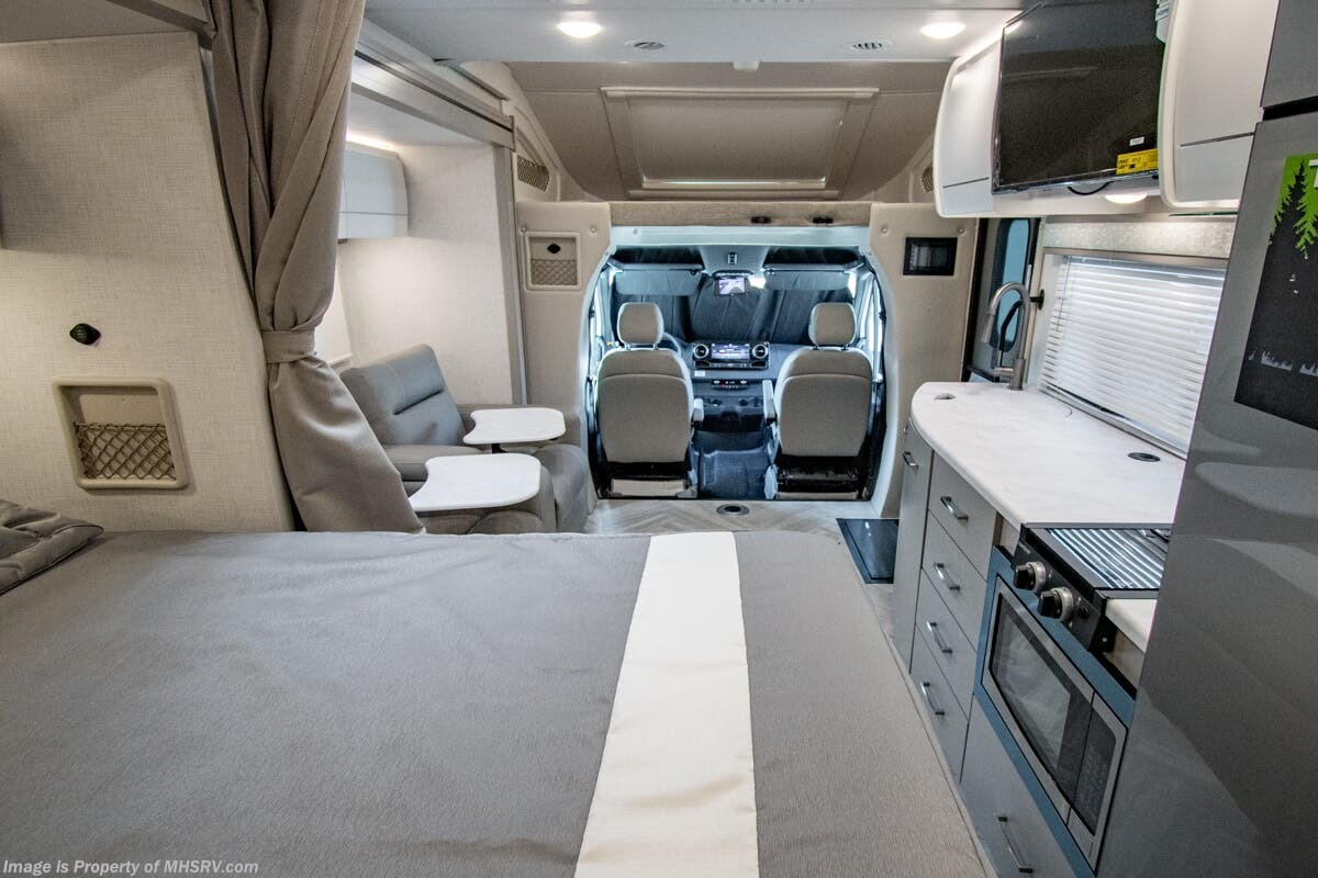 Call now about this 2026 Thor Motor Coach Tiburon 24FB! 2026 Thor Motor Coach Tiburon 24FB - New Class C For Sale by Motor Home Specialist in Alvarado, Texas features Theater Seating, Murphy Bed