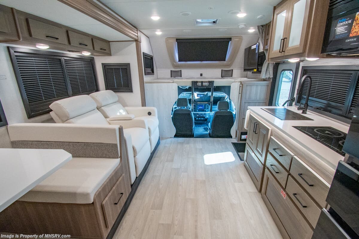 Call now about this 2025 East to West Bravado 33DS! 2025 East to West Bravado 33DS - New Class C For Sale by Motor Home Specialist in Alvarado, Texas features Theater Seating