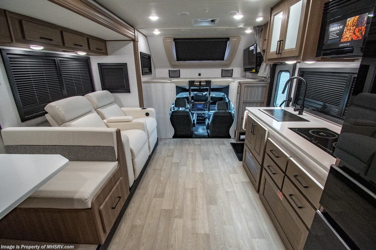 Call now about this 2025 East to West Bravado 33DS! 2025 East to West Bravado 33DS - New Class C For Sale by Motor Home Specialist in Alvarado, Texas features Theater Seating