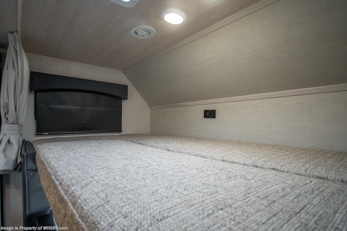 New 2026 Nexus Wraith 30F available in Alvarado, Texas