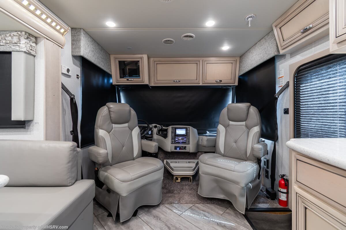 Contact us now about this 2021 Newmar Bay Star 3616! 2021 Bay Star 3616 by Newmar from Motor Home Specialist in Alvarado, Texas