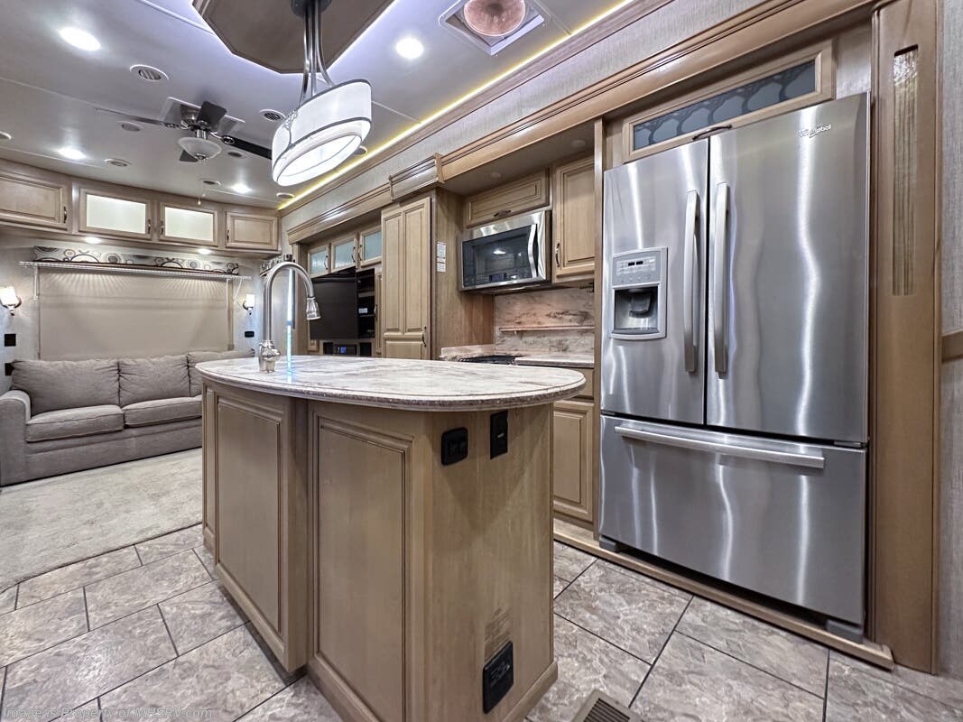 Call now about this 2017 CrossRoads Redwood 36RL! 2017 CrossRoads Redwood 36RL - Used Fifth Wheel For Sale by Motor Home Specialist in Alvarado, Texas features Theater Seating