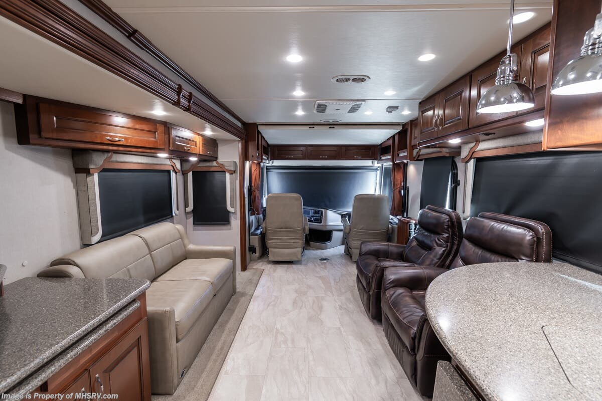 Call now about this 2016 Holiday Rambler Navigator XE 35B! 2016 Holiday Rambler Navigator XE 35B - Used Diesel Pusher For Sale by Motor Home Specialist in Alvarado, Texas