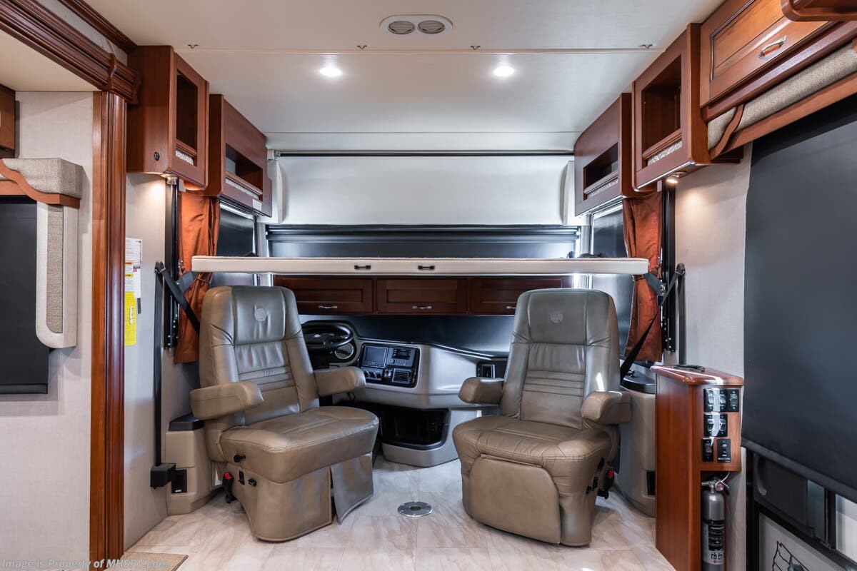 Used 2016 Holiday Rambler Navigator XE 35B available in Alvarado, Texas