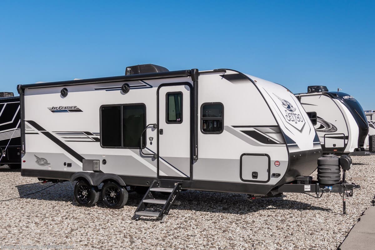 Email now about this 2025 Jayco Jay Feather 21MML! Used 2025 Jayco Jay Feather 21MML available in Alvarado, Texas