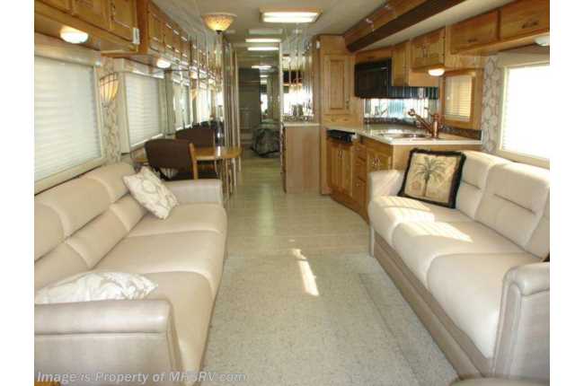 2001 Country Coach Allure Motor Home  40&apos; W/2 Slides