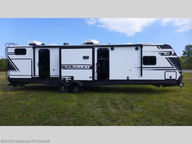 Email now about this 2025 Keystone Bullet 330BKQ! New 2025 Keystone Bullet 330BKQ available in Belleville, Michigan