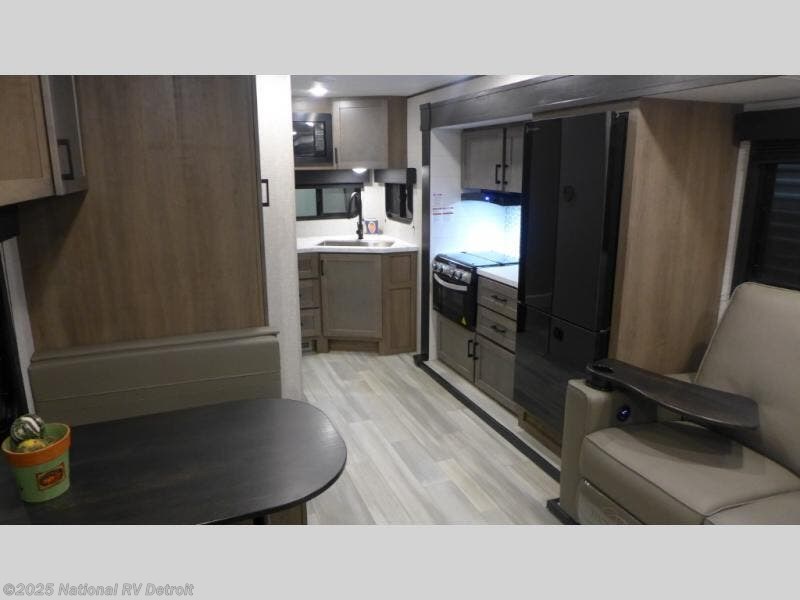 New 2025 Starcraft Autumn Ridge 22MLS available in Belleville, Michigan