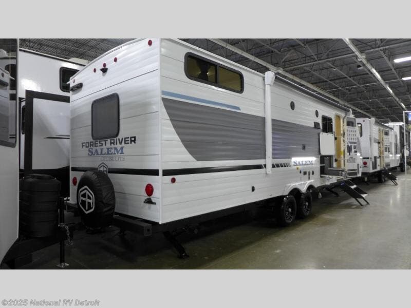 Contact us now about this 2025 Forest River Salem Cruise Lite 28VBXL! 2025 Salem Cruise Lite 28VBXL by Forest River from National RV Detroit in Belleville, Michigan