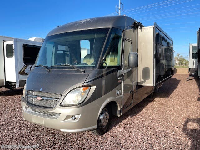 Call now about this 2011 Winnebago Via 25R! 2011 Winnebago Via 25R - Used Class A For Sale by Norris RV in Casa Grande, Arizona features TV, Awning, LP Detector, Slideout, Backup Monitor