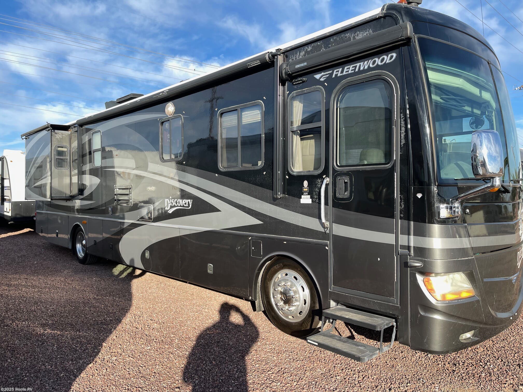 2007 Fleetwood Discovery 39V RV For Sale In Casa Grande AZ 85122