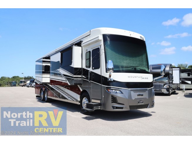 New 2025 Newmar Mountain Aire 4118 available in Fort Myers, Florida