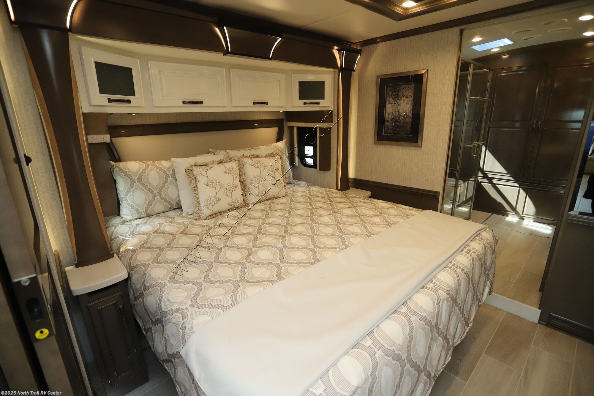 New 2025 Newmar Dutch Star 4370 available in Fort Myers, Florida