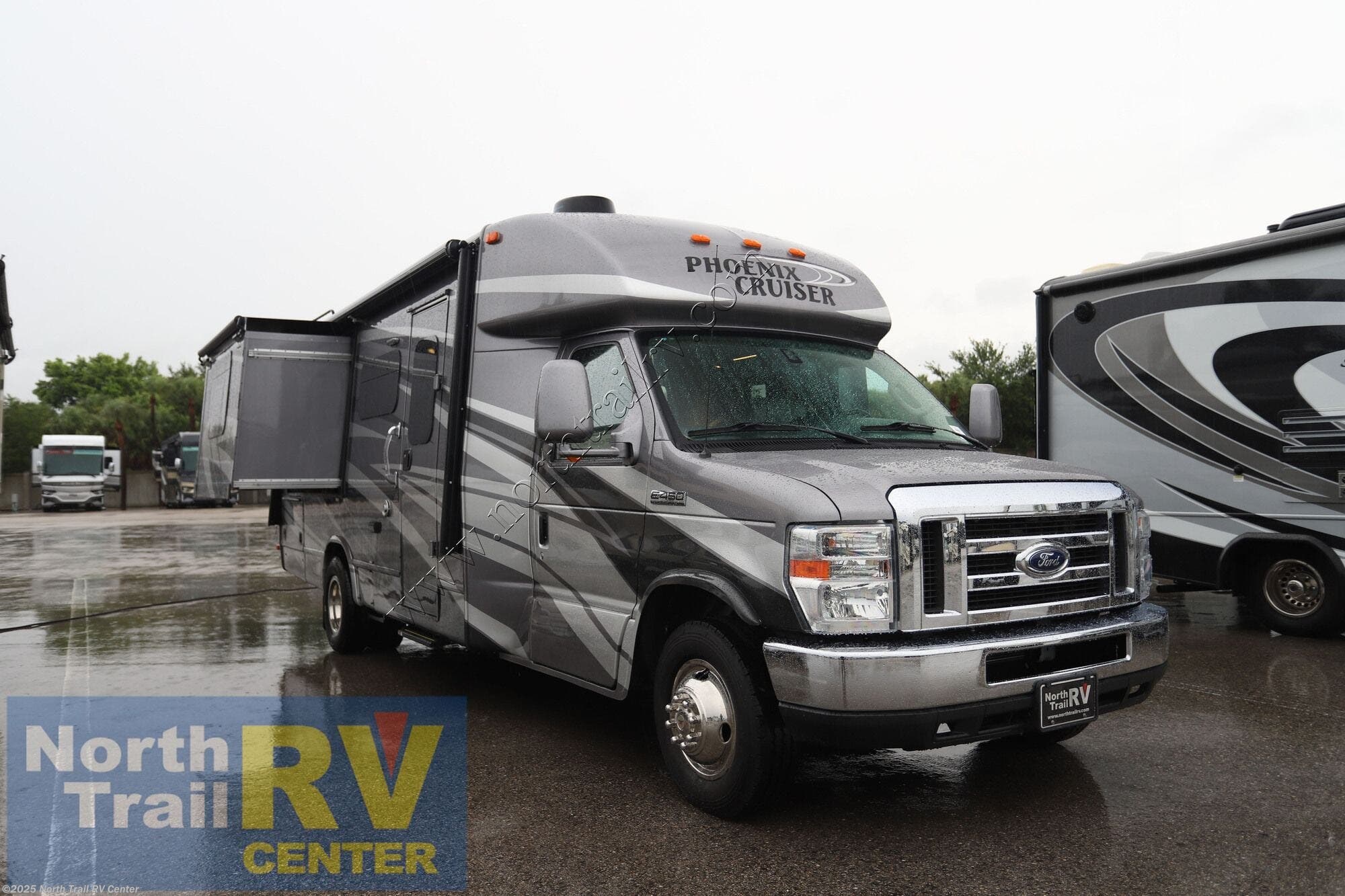 Email now about this 2020 Phoenix Cruiser Phoenix 2351D! Used 2020 Phoenix Cruiser Phoenix 2351D available in Fort Myers, Florida