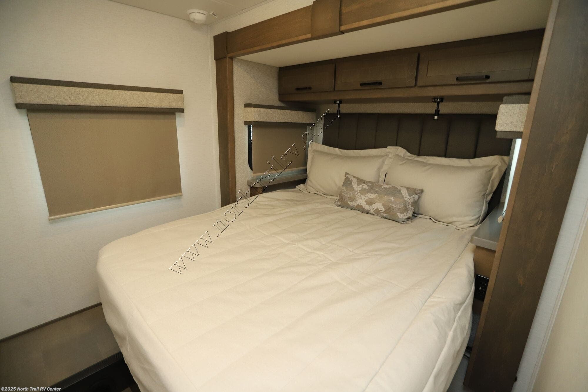 New 2026 Renegade RV Veracruz 32VDS available in Fort Myers, Florida