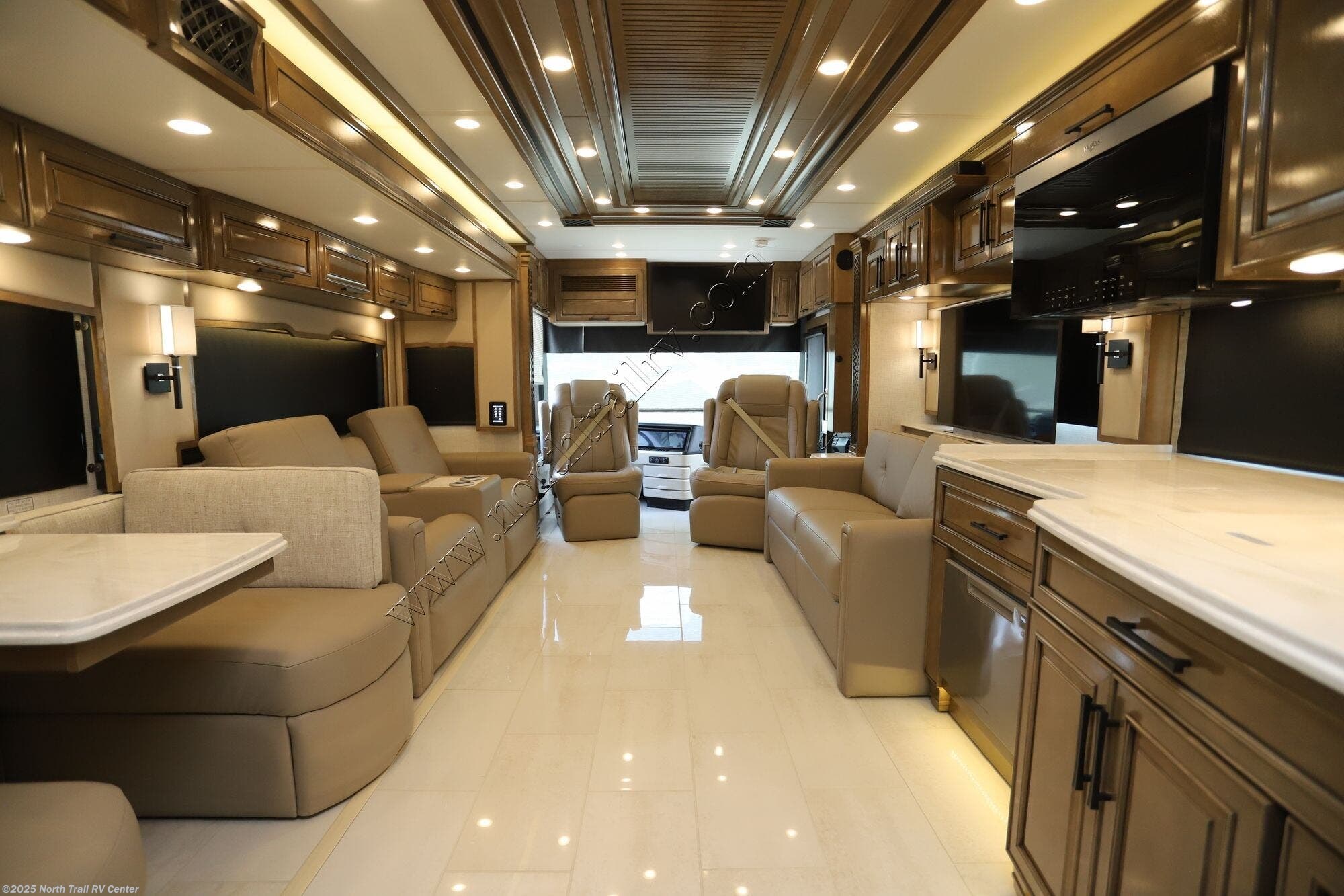 Contact us now about this 2026 Newmar London Aire 4595! 2026 London Aire 4595 by Newmar from North Trail RV Center in Fort Myers, Florida