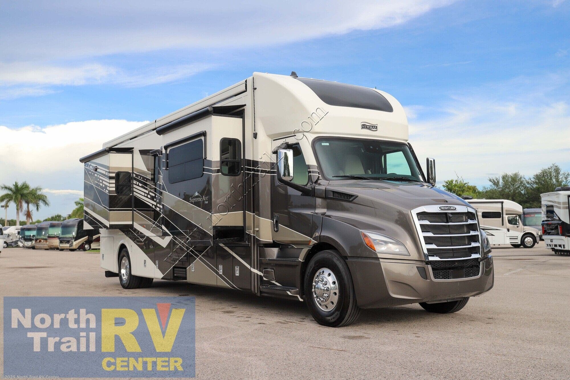 Email now about this 2026 Newmar Supreme Aire 3827! New 2026 Newmar Supreme Aire 3827 available in Fort Myers, Florida