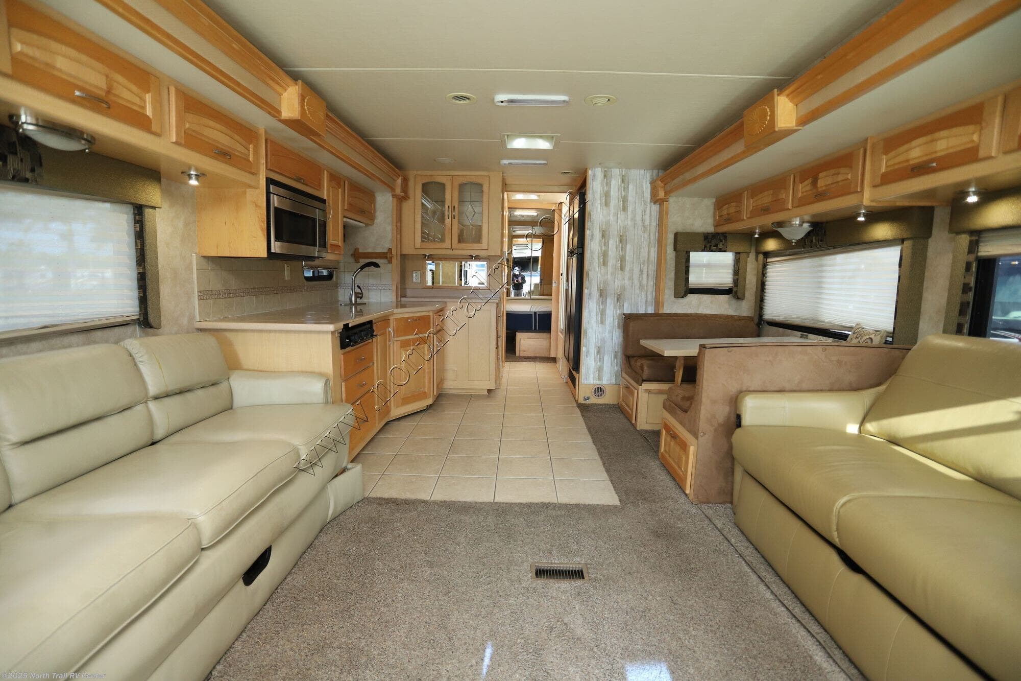 Call now about this 2007 Forest River Charleston 400QS! 2007 Forest River Charleston 400QS - Used Class A For Sale by North Trail RV Center in Fort Myers, Florida