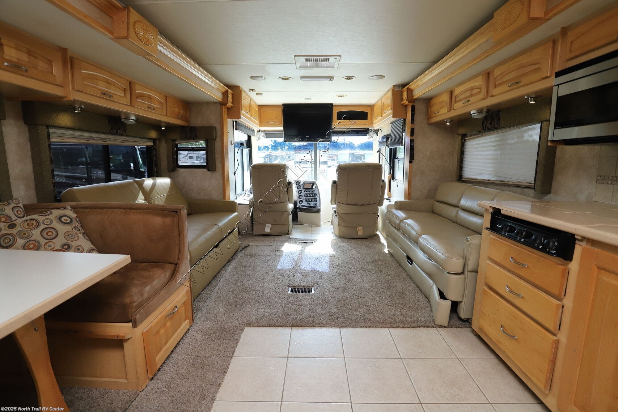 Contact us now about this 2007 Forest River Charleston 400QS! 2007 Charleston 400QS by Forest River from North Trail RV Center in Fort Myers, Florida