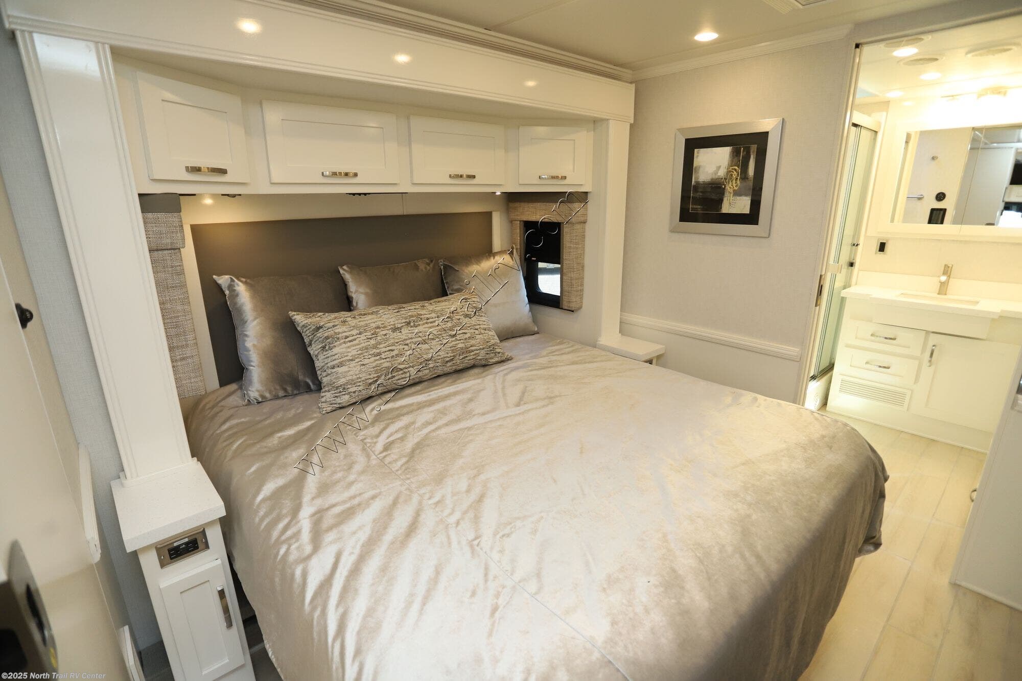 New 2026 Newmar Super Star 4059 available in Fort Myers, Florida