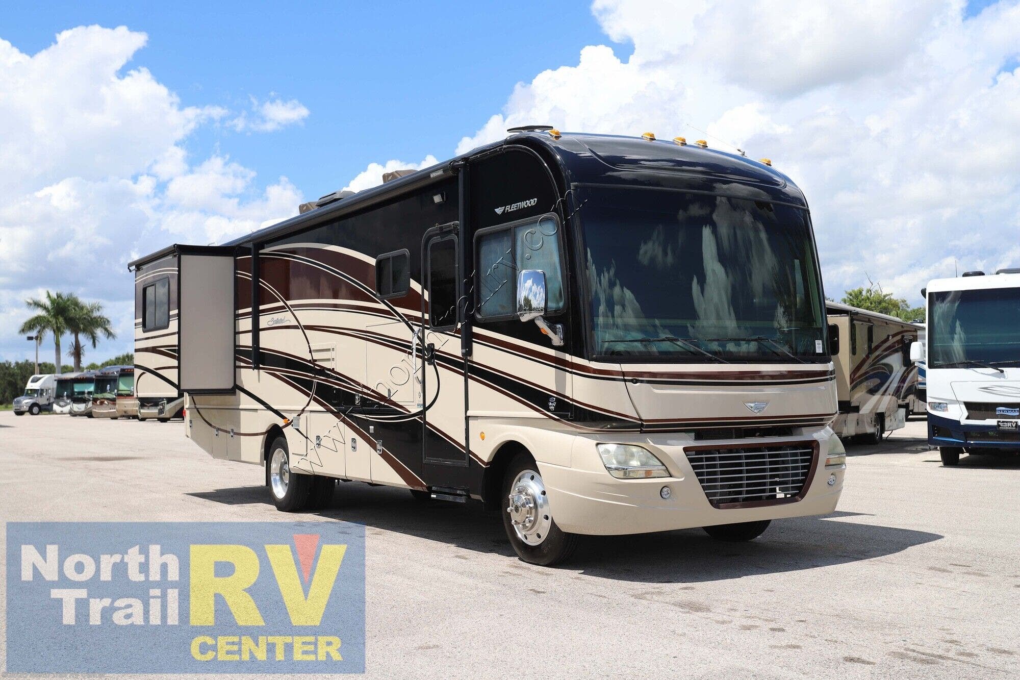 Email now about this 2014 Fleetwood Southwind 34A! Used 2014 Fleetwood Southwind 34A available in Fort Myers, Florida
