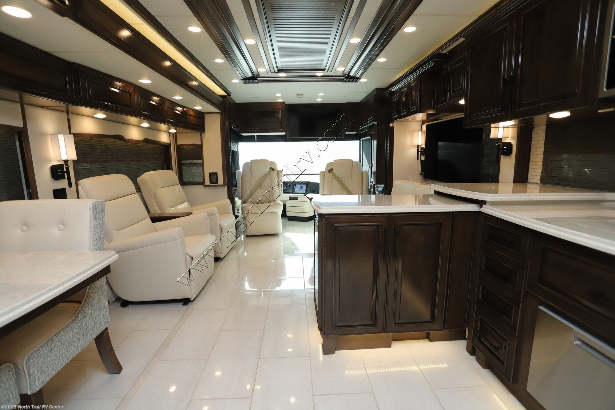 Contact us now about this 2024 Newmar London Aire 4569! 2024 London Aire 4569 by Newmar from North Trail RV Center in Fort Myers, Florida