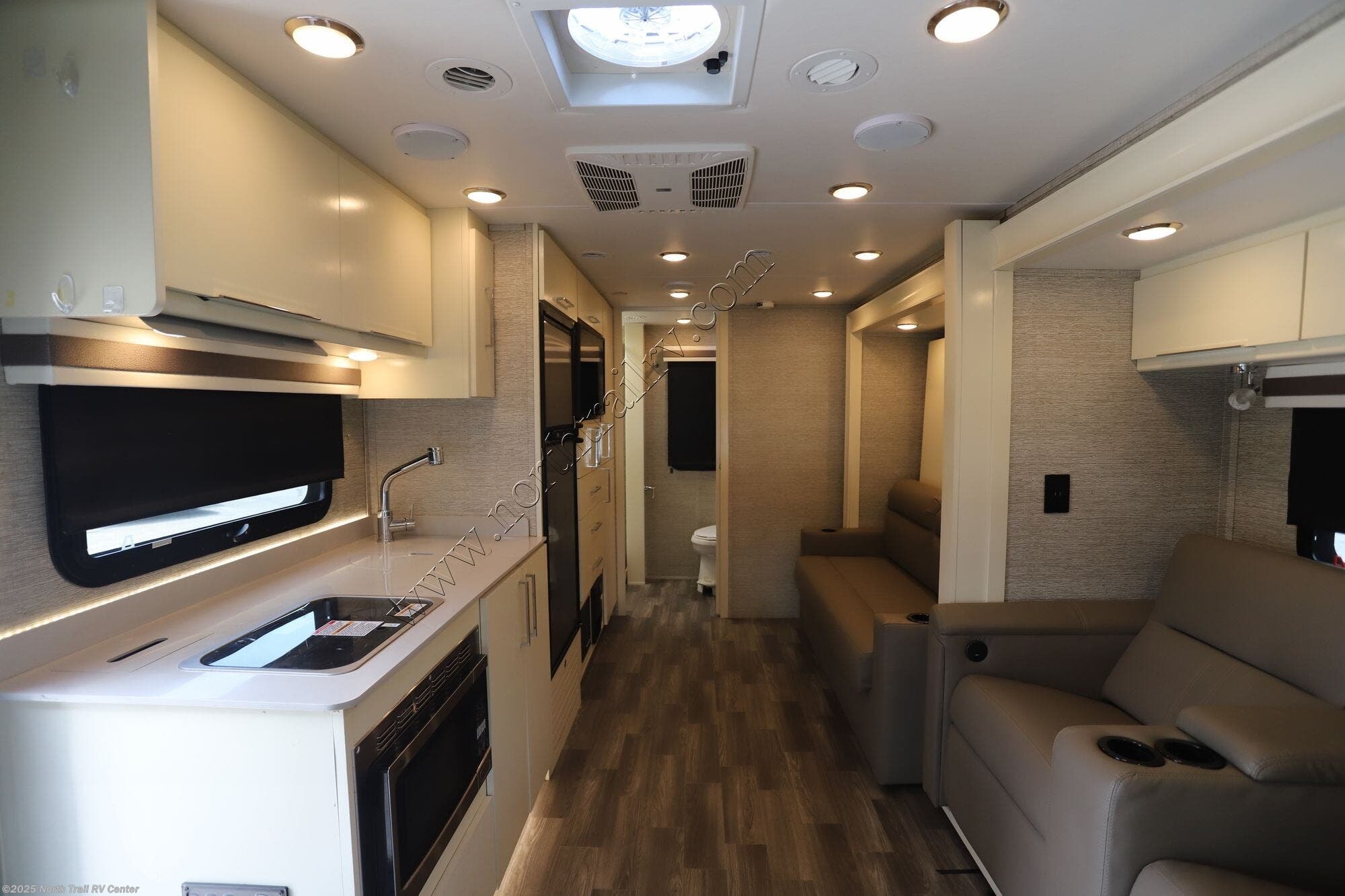 Call now about this 2020 Tiffin Wayfarer 24RW! 2020 Tiffin Wayfarer 24RW - Used Class C For Sale by North Trail RV Center in Fort Myers, Florida
