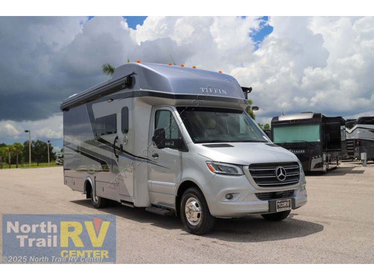 Email now about this 2026 Tiffin Wayfarer 25XRW! New 2026 Tiffin Wayfarer 25XRW available in Fort Myers, Florida