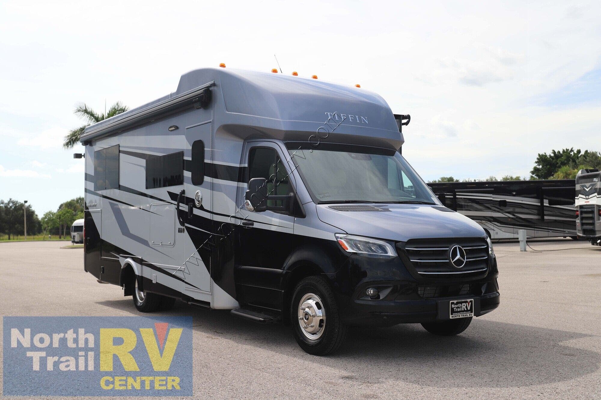 Email now about this 2026 Tiffin Wayfarer 25XLW! New 2026 Tiffin Wayfarer 25XLW available in Fort Myers, Florida