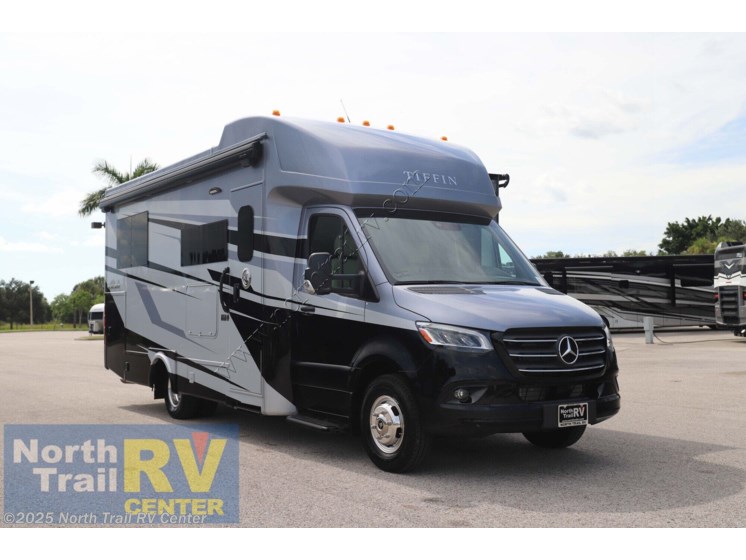 Email now about this 2026 Tiffin Wayfarer 25XLW! New 2026 Tiffin Wayfarer 25XLW available in Fort Myers, Florida