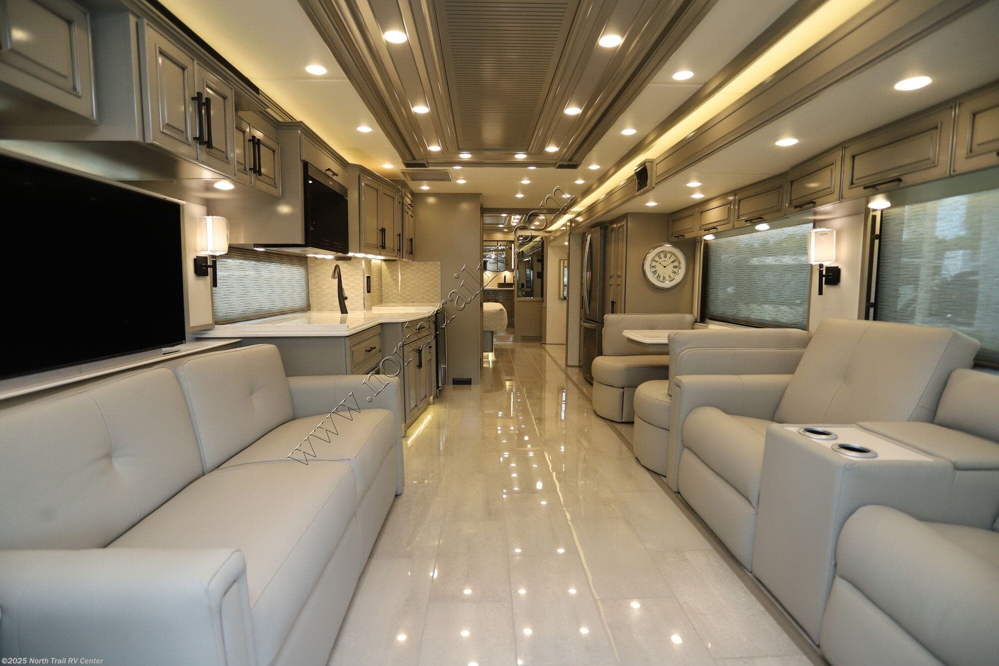 Contact us now about this 2026 Newmar London Aire 4595! 2026 London Aire 4595 by Newmar from North Trail RV Center in Fort Myers, Florida