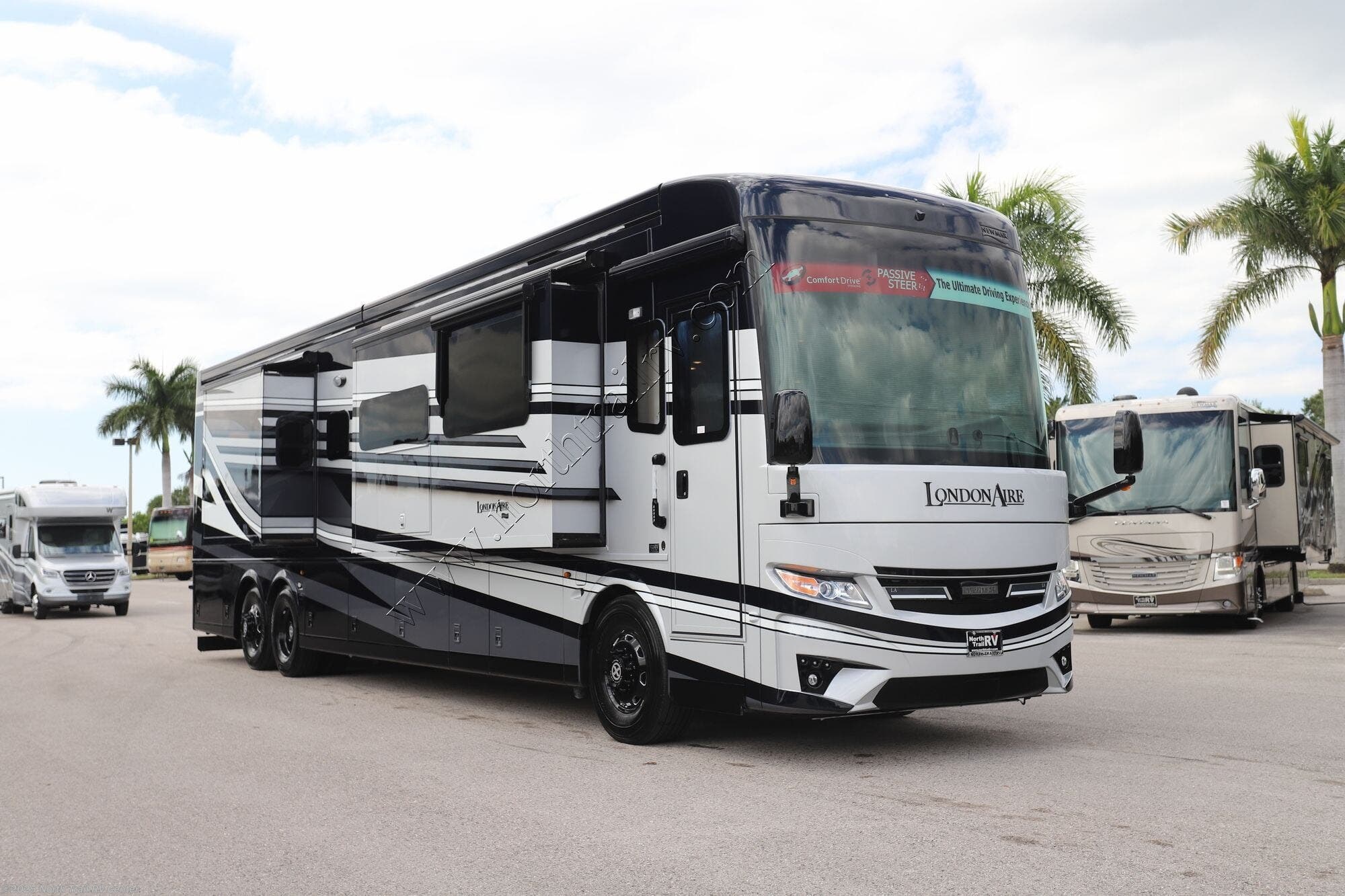 Call now about this 2026 Newmar London Aire 4595! 2026 Newmar London Aire 4595 - New Class A For Sale by North Trail RV Center in Fort Myers, Florida