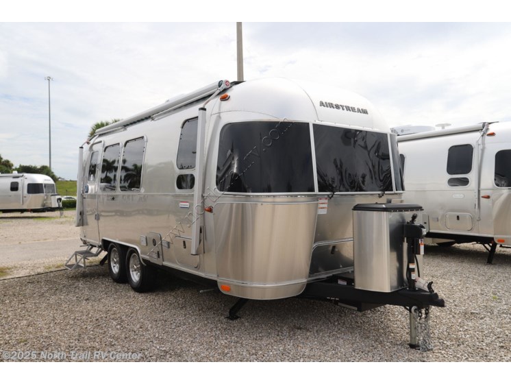 Email now about this 2026 Airstream International 23FB! New 2026 Airstream International 23FB available in Fort Myers, Florida