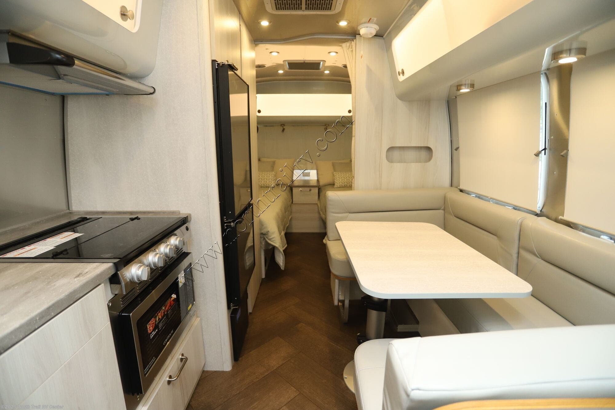 New 2026 Airstream International 23FB available in Fort Myers, Florida