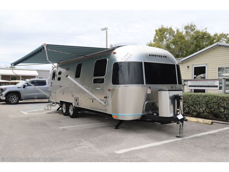 Email now about this 2026 Airstream International 27FB! New 2026 Airstream International 27FB available in Fort Myers, Florida