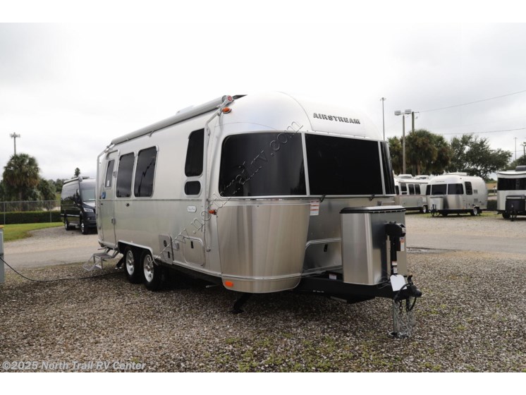 Email now about this 2026 Airstream Flying Cloud 23FB! New 2026 Airstream Flying Cloud 23FB available in Fort Myers, Florida