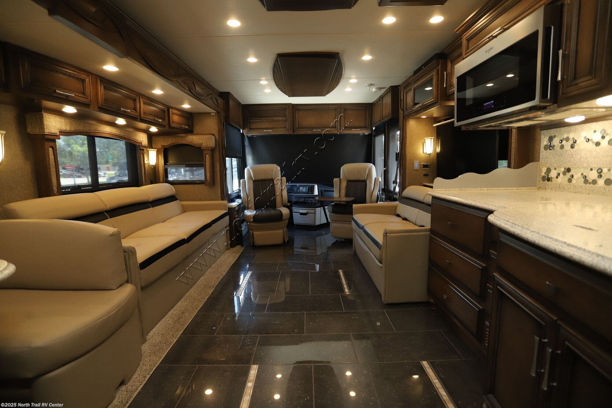 Used 2019 Newmar Ventana 4326 available in Fort Myers, Florida