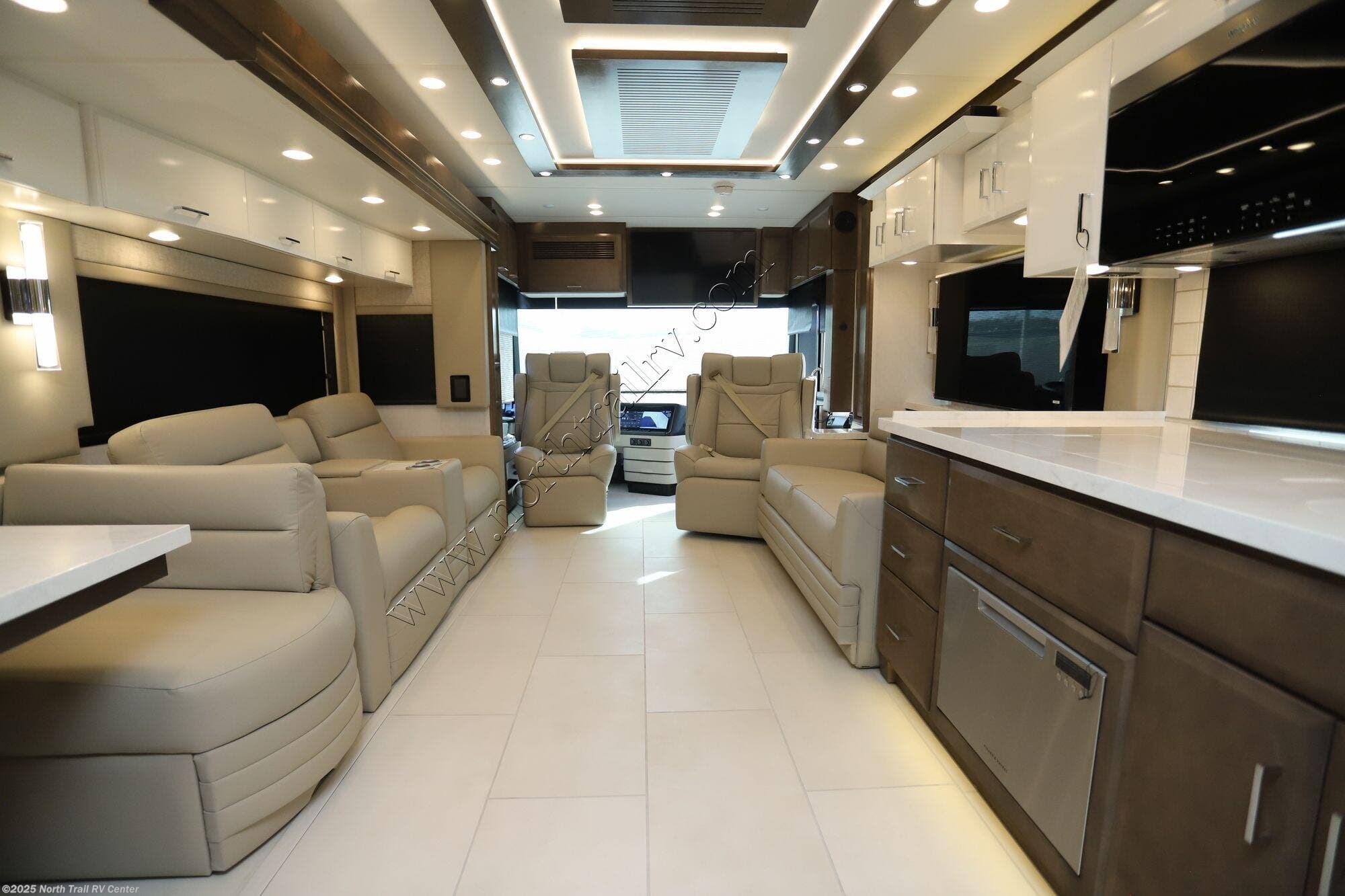 New 2026 Newmar Mountain Aire 4118 available in Fort Myers, Florida