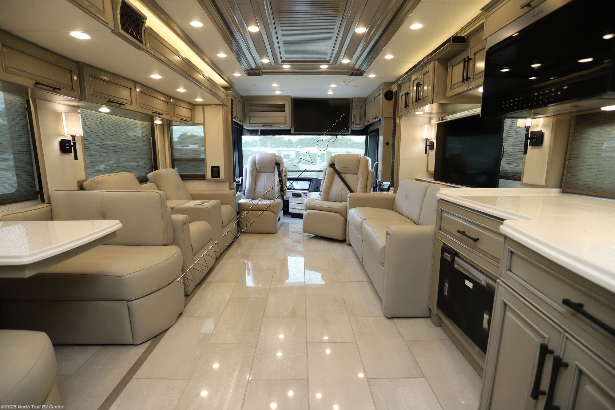 New 2026 Newmar London Aire 4540 available in Fort Myers, Florida