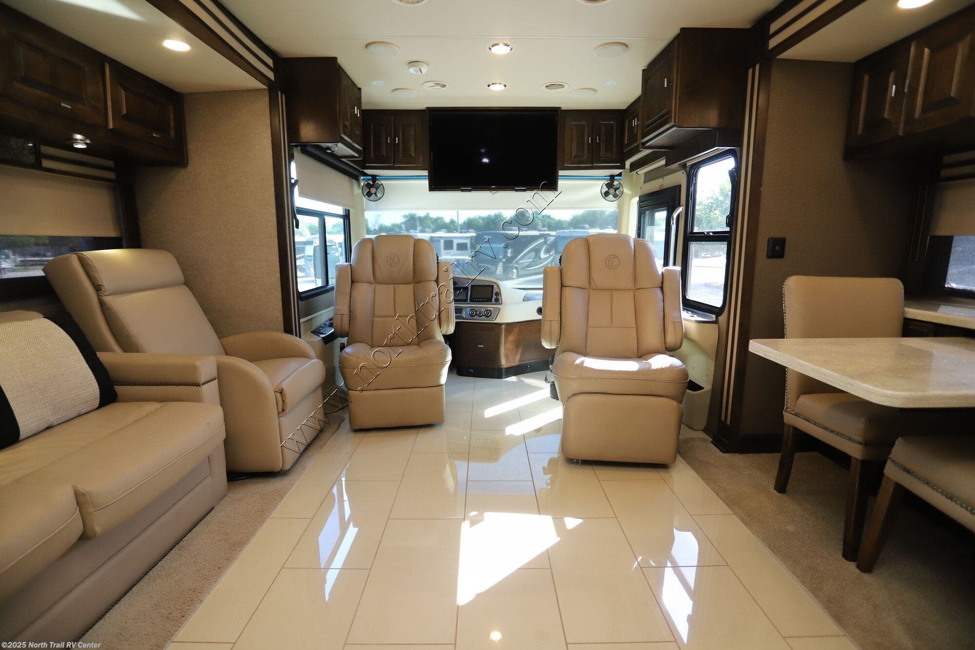 Used 2018 Tiffin Allegro Red 33AA available in Fort Myers, Florida