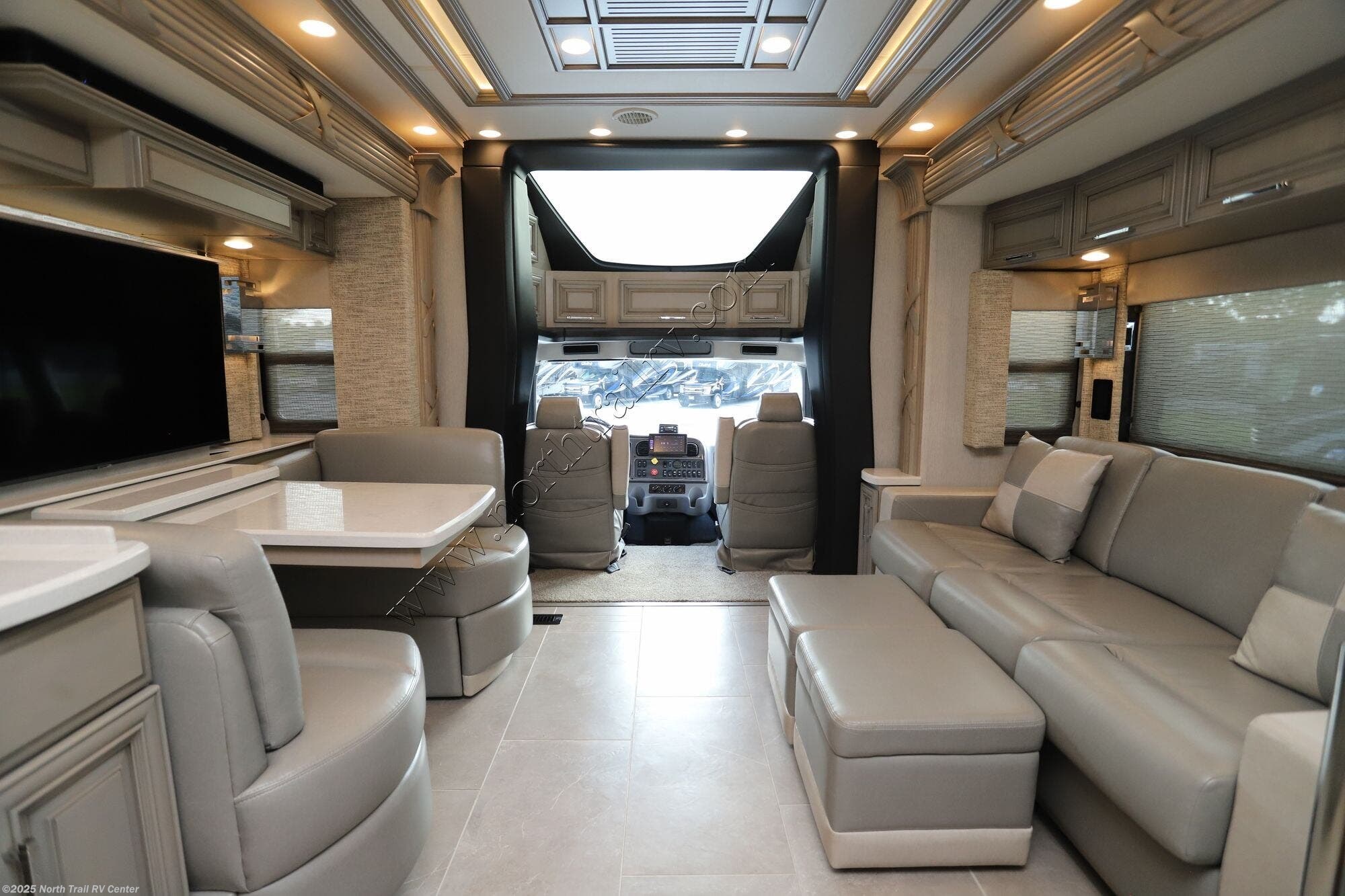 Used 2023 Newmar Supreme Aire 4051 available in Fort Myers, Florida