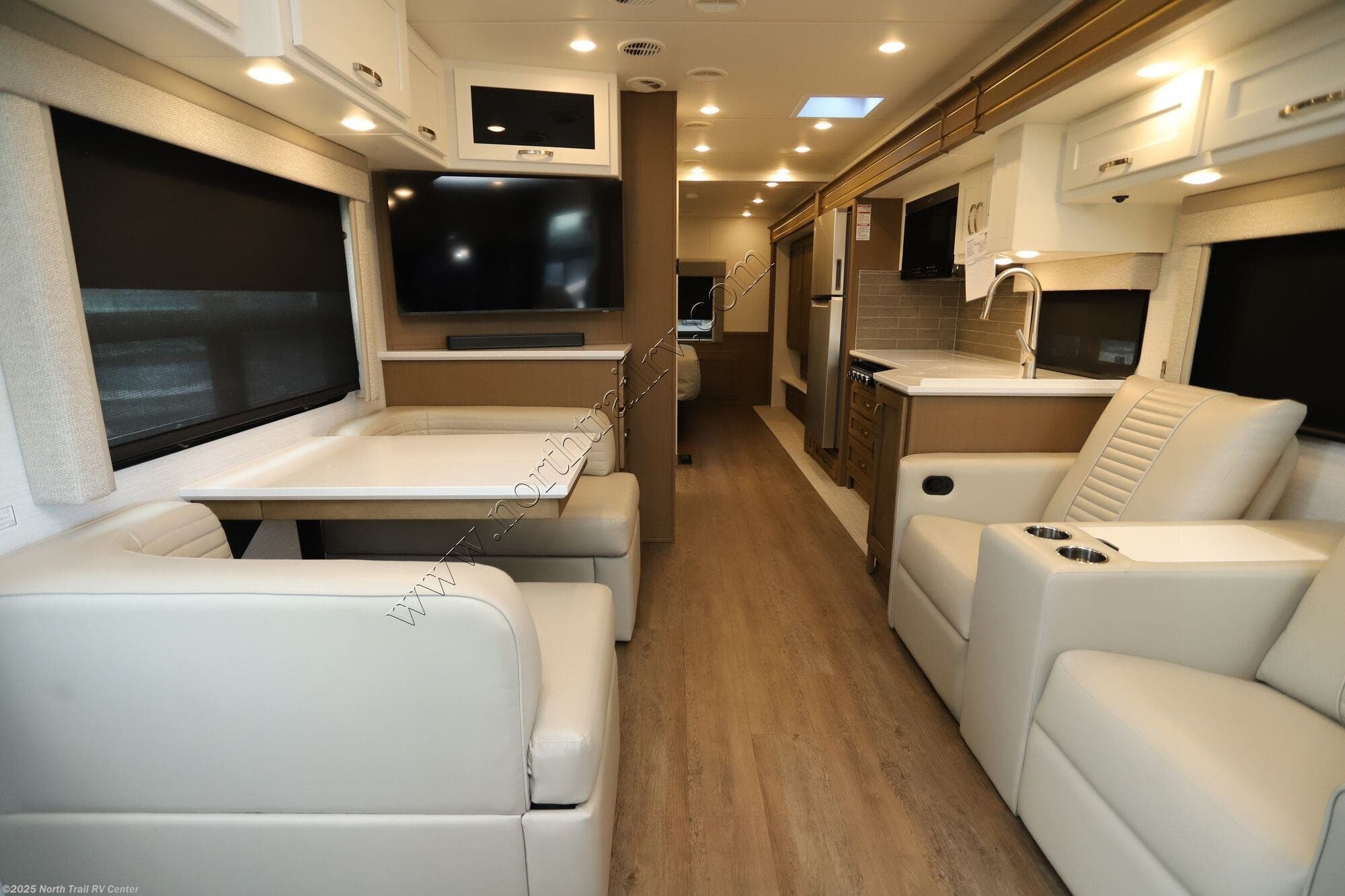 Contact us now about this 2026 Newmar Bay Star 3114! 2026 Bay Star 3114 by Newmar from North Trail RV Center in Fort Myers, Florida